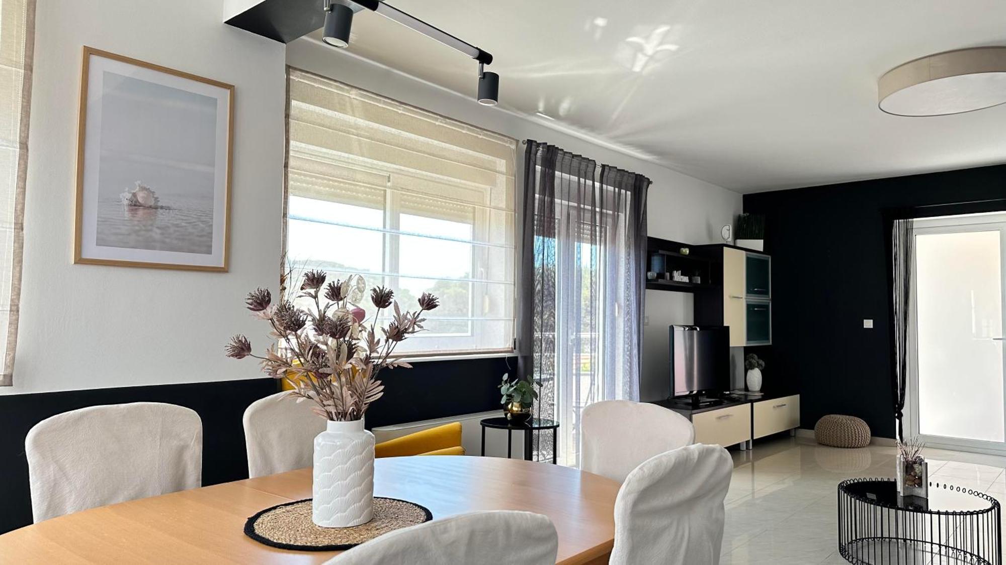 Matea Apartment *